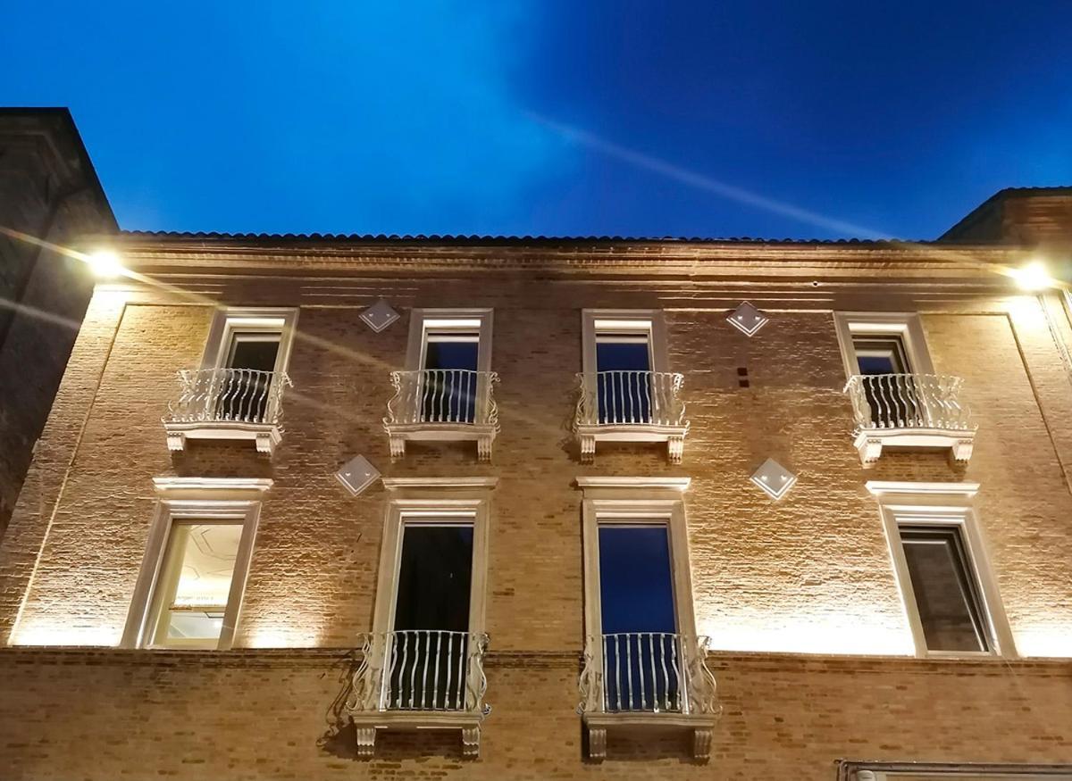 Palazzo Cortesi Macerata Exterior photo