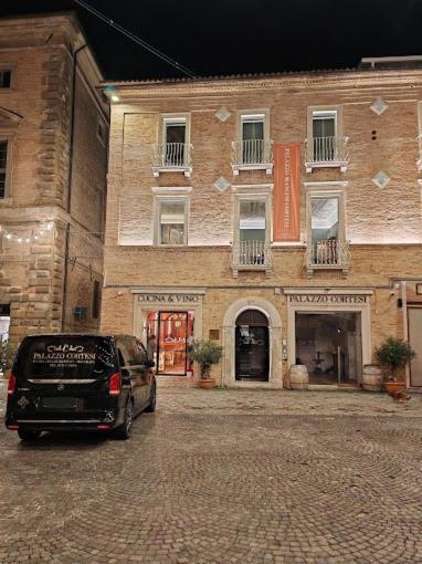 Palazzo Cortesi Macerata Exterior photo